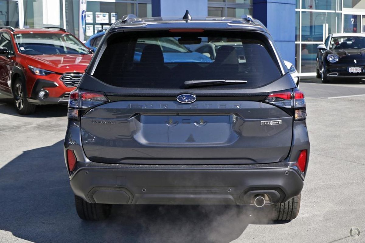 2025 Subaru Forester Hybrid Touring S6