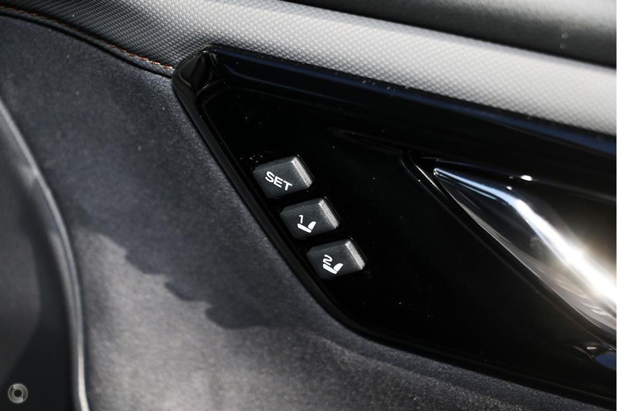 2025 Subaru Forester Hybrid Touring S6