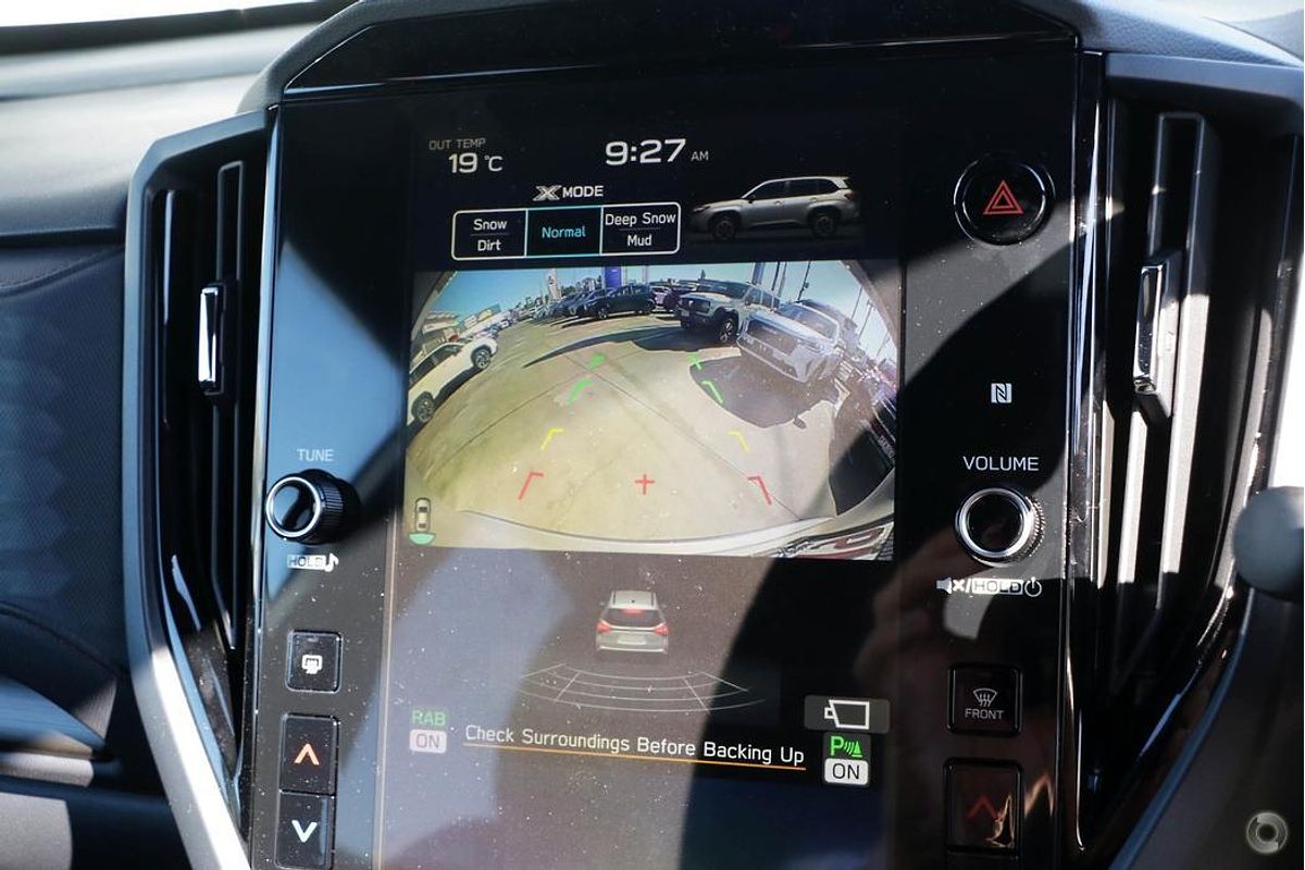 2025 Subaru Forester Hybrid Touring S6