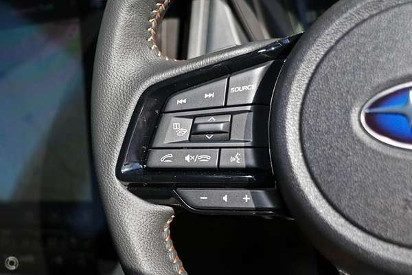 2025 Subaru Forester Hybrid Touring S6