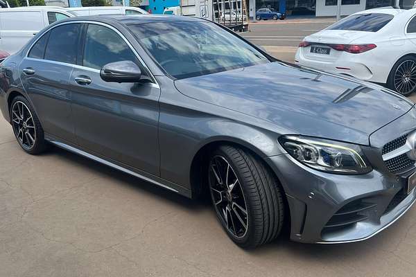 2018 Mercedes-Benz C-Class C300 W205