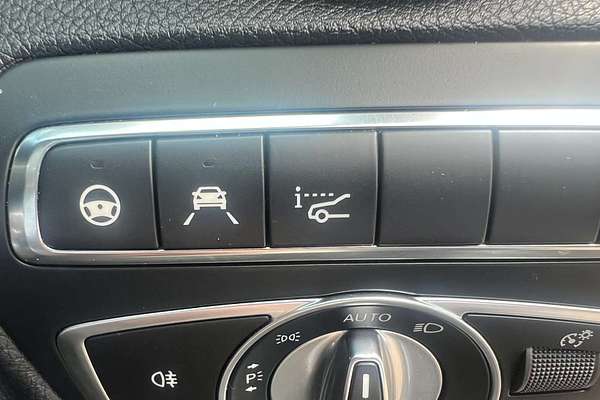 2018 Mercedes-Benz C-Class C300 W205