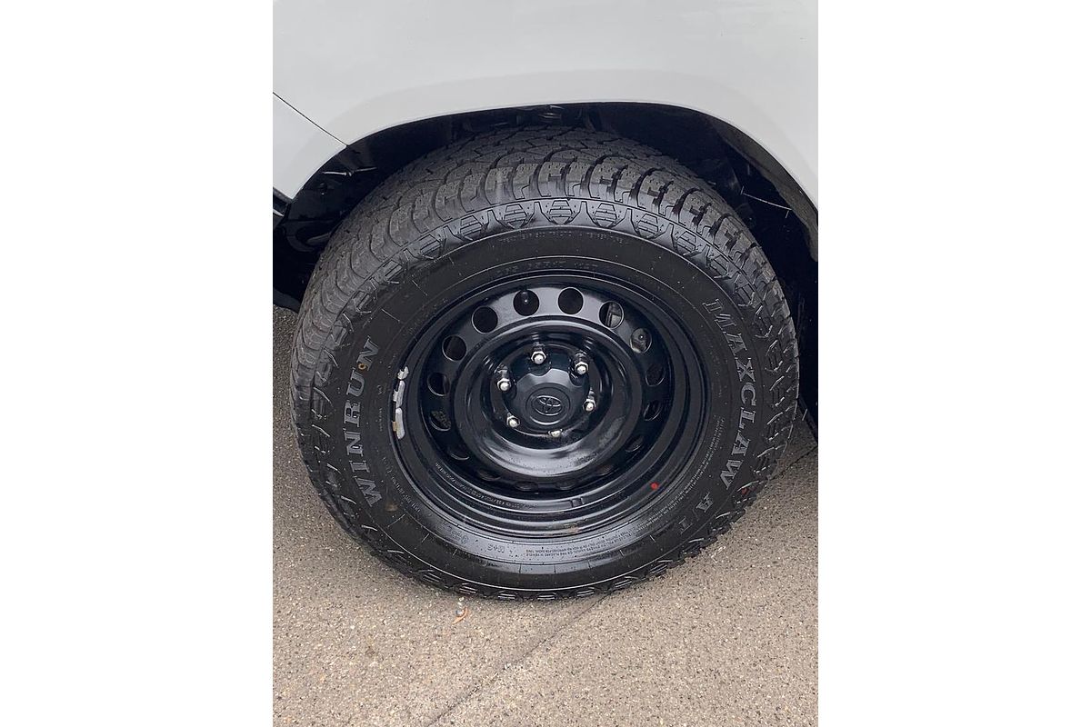 2022 Toyota Hilux SR GUN126R 4X4