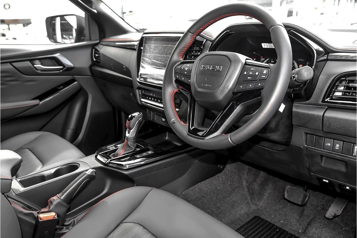 2025 Isuzu D-MAX X-TERRAIN 4X4