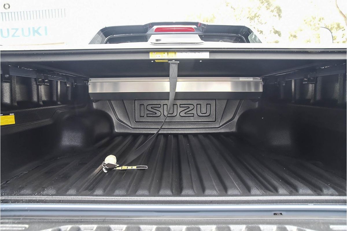 2025 Isuzu D-MAX X-TERRAIN 4X4