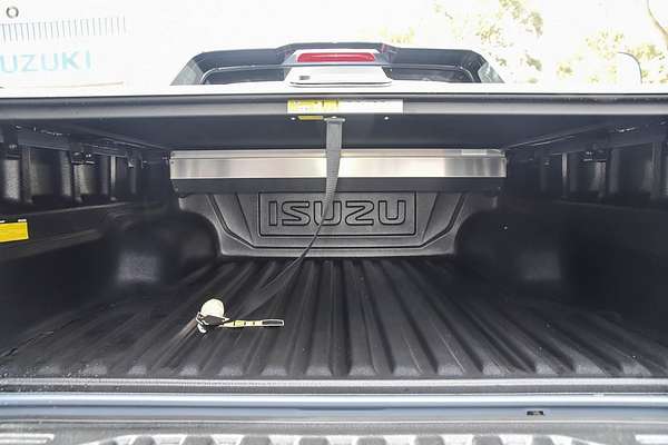 2025 Isuzu D-MAX X-TERRAIN 4X4