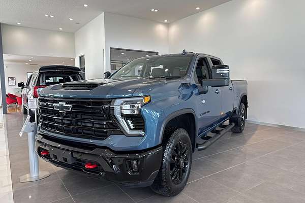 2025 Chevrolet Silverado HD LTZ Premium W/Tech Pack T1 4X4