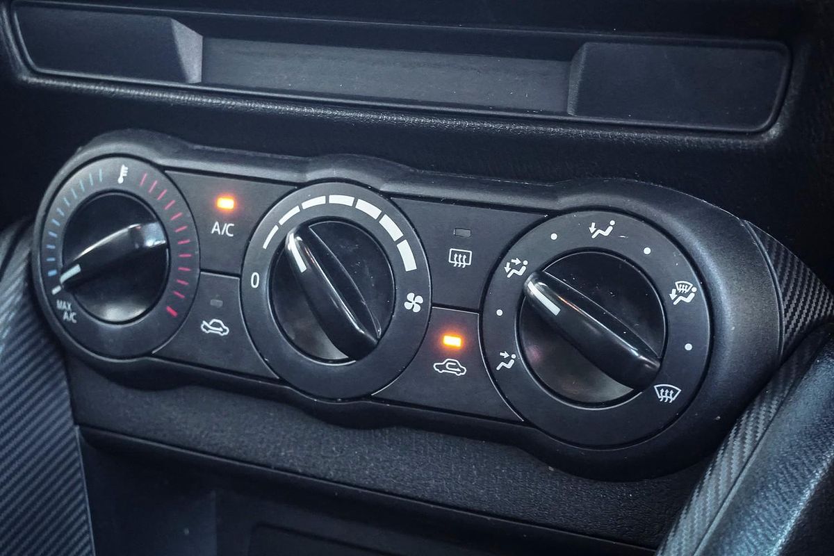 2018 Mazda 2 Neo DJ Series