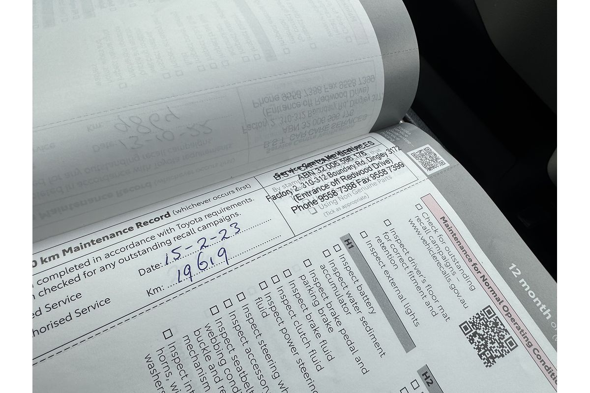 2022 Toyota Hiace GDH320R ELWB High Roof