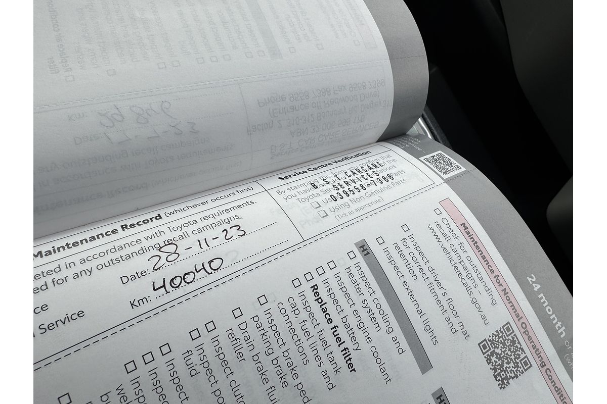 2022 Toyota Hiace GDH320R ELWB High Roof