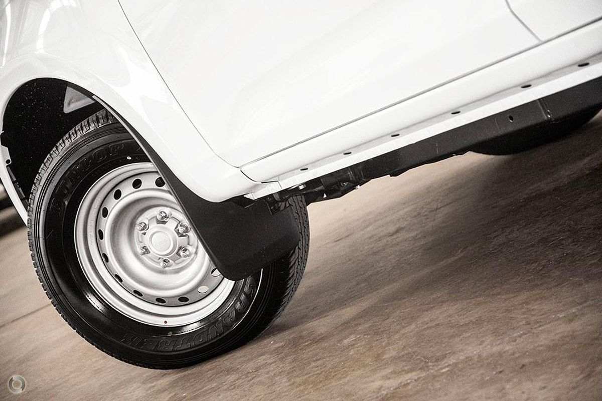 2025 Isuzu D-MAX SX 4X4