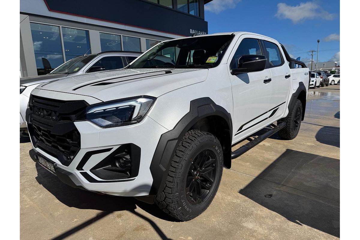 2025 Isuzu D-MAX BLADE 4X4