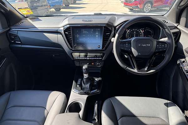 2025 Isuzu D-MAX BLADE 4X4