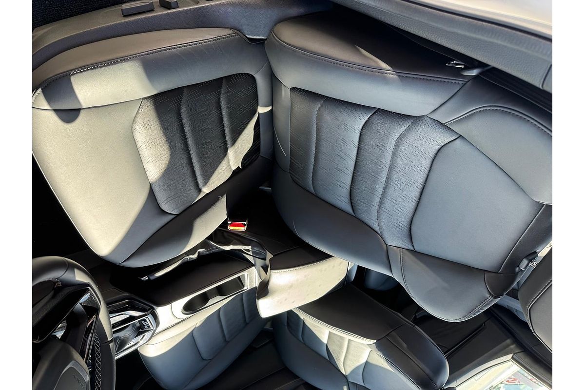 2025 Isuzu D-MAX BLADE 4X4