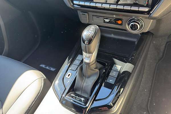 2025 Isuzu D-MAX BLADE 4X4