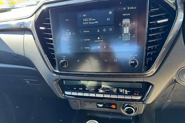 2025 Isuzu D-MAX BLADE 4X4