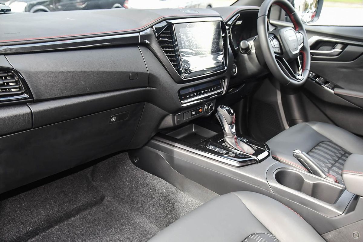 2025 Isuzu D-MAX X-TERRAIN 4X4