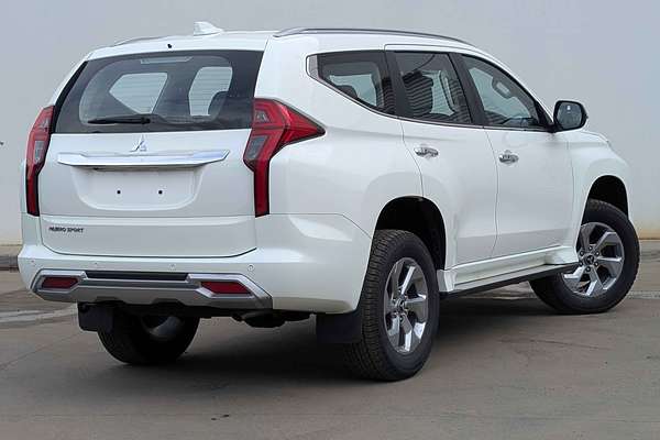 2025 Mitsubishi Pajero Sport GLX QG