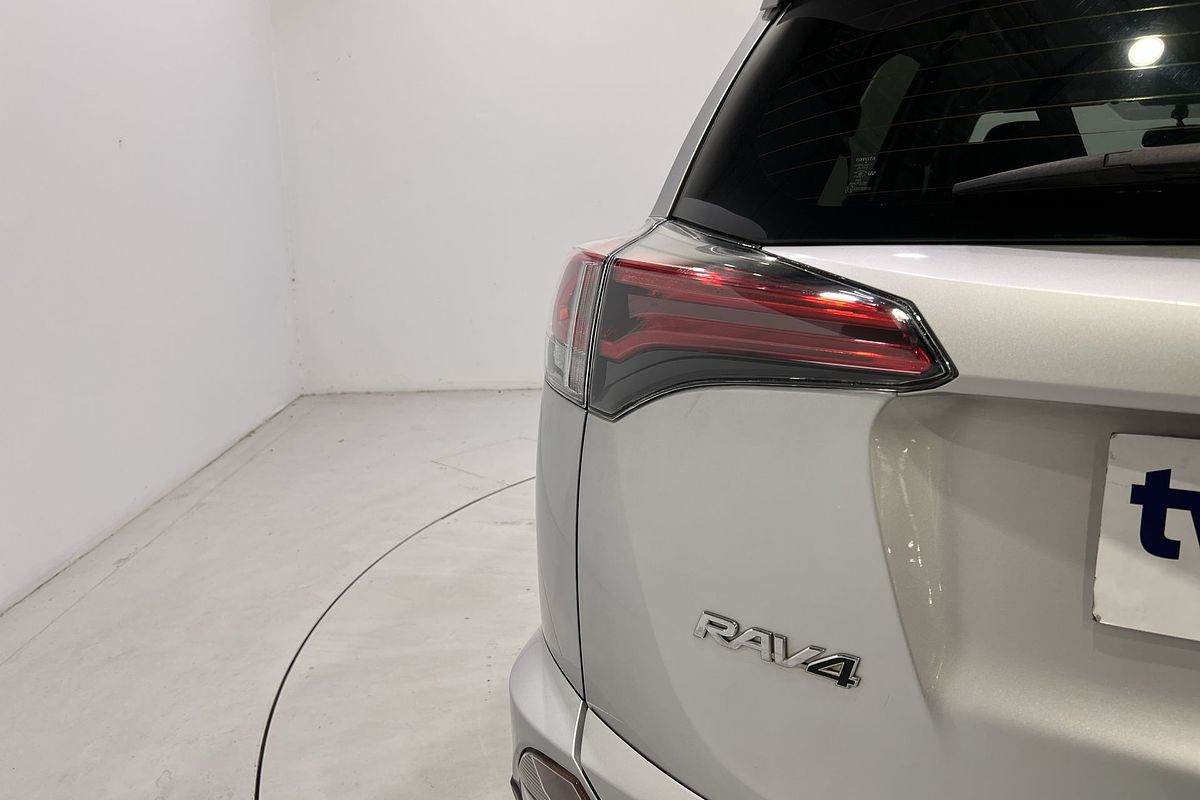 2016 Toyota RAV4 GX ZSA42R