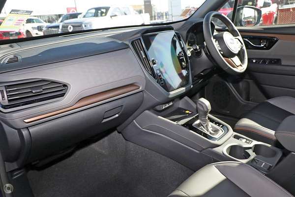 2025 Subaru Forester Hybrid Sport S6