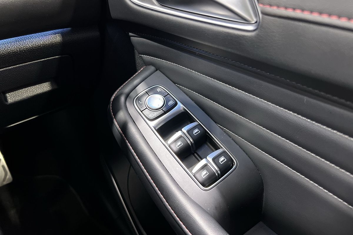 2021 MG HS PHEV Essence SAS23