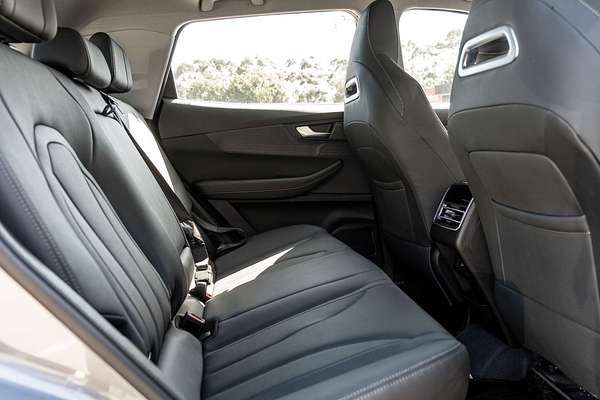 2025 Chery Tiggo 4 Hybrid Ultimate