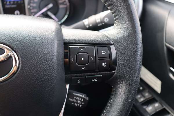 2021 Toyota Hilux SR5 GUN126R 4X4