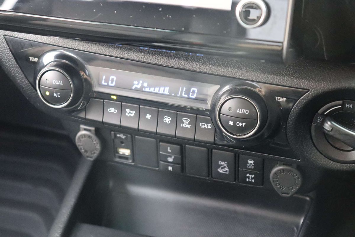 2021 Toyota Hilux SR5 GUN126R 4X4