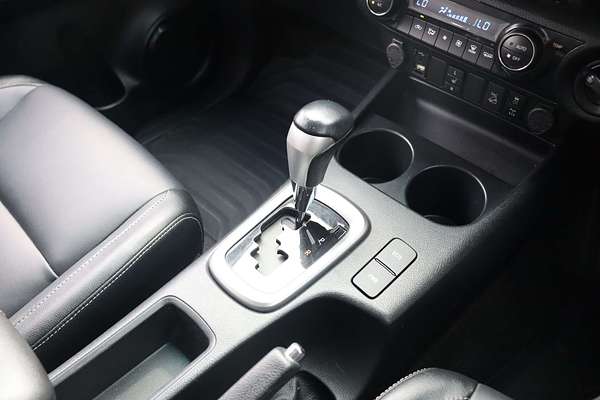 2021 Toyota Hilux SR5 GUN126R 4X4