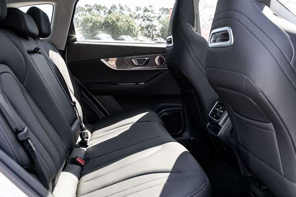 2025 Chery Tiggo 7 Super Hybrid Ultimate T32