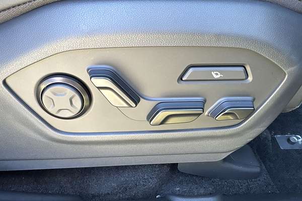 2025 Hyundai Santa Fe Hybrid Calligraphy MX5.V2