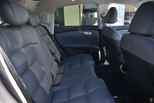 2025 MG IM6 Platinum S12L