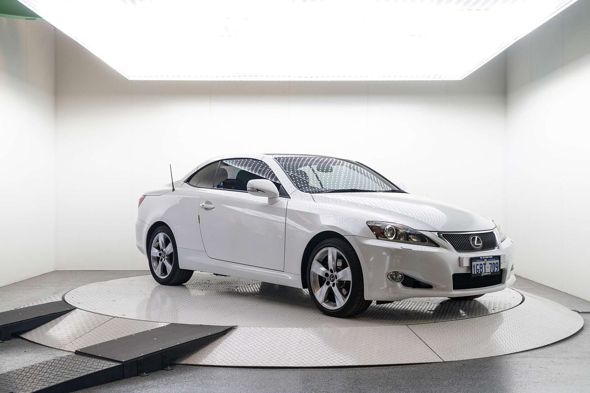 2011 Lexus IS IS250 C Sports Luxury GSE20R