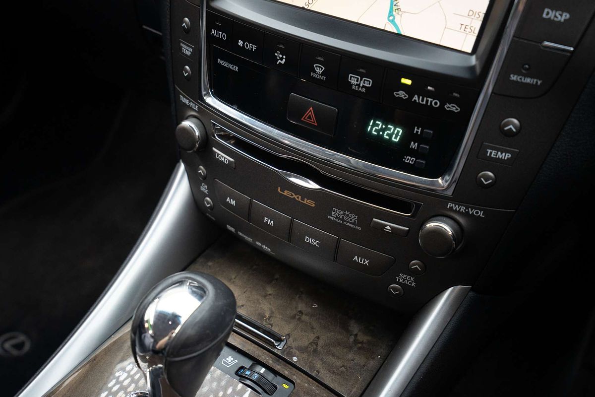 2011 Lexus IS IS250 C Sports Luxury GSE20R