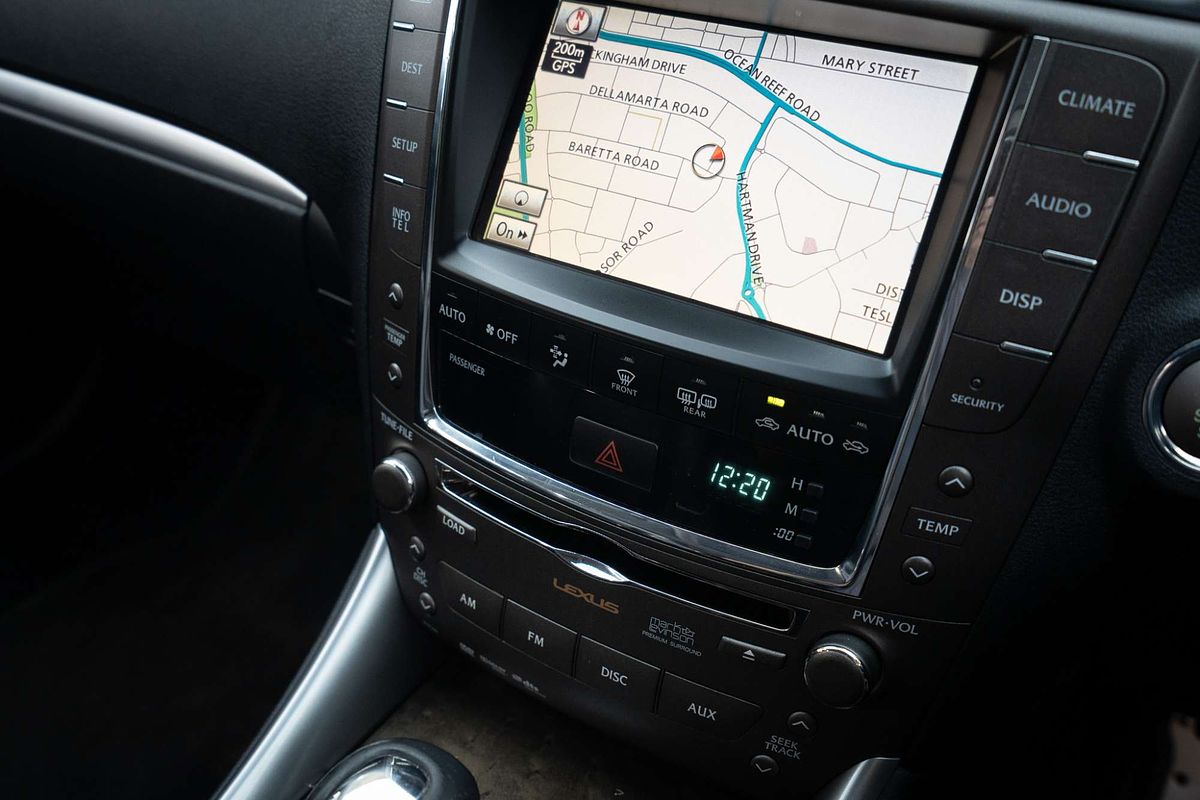 2011 Lexus IS IS250 C Sports Luxury GSE20R