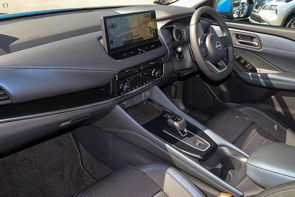 2024 Nissan QASHQAI ST-L J12