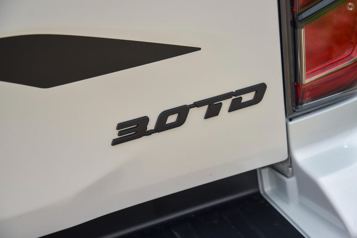 2025 Isuzu D-MAX BLADE 4X4