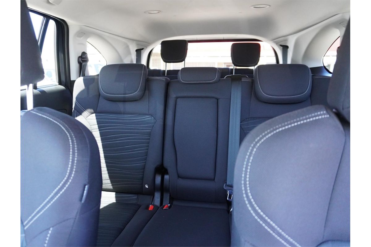 2023 Isuzu MU-X LS-U