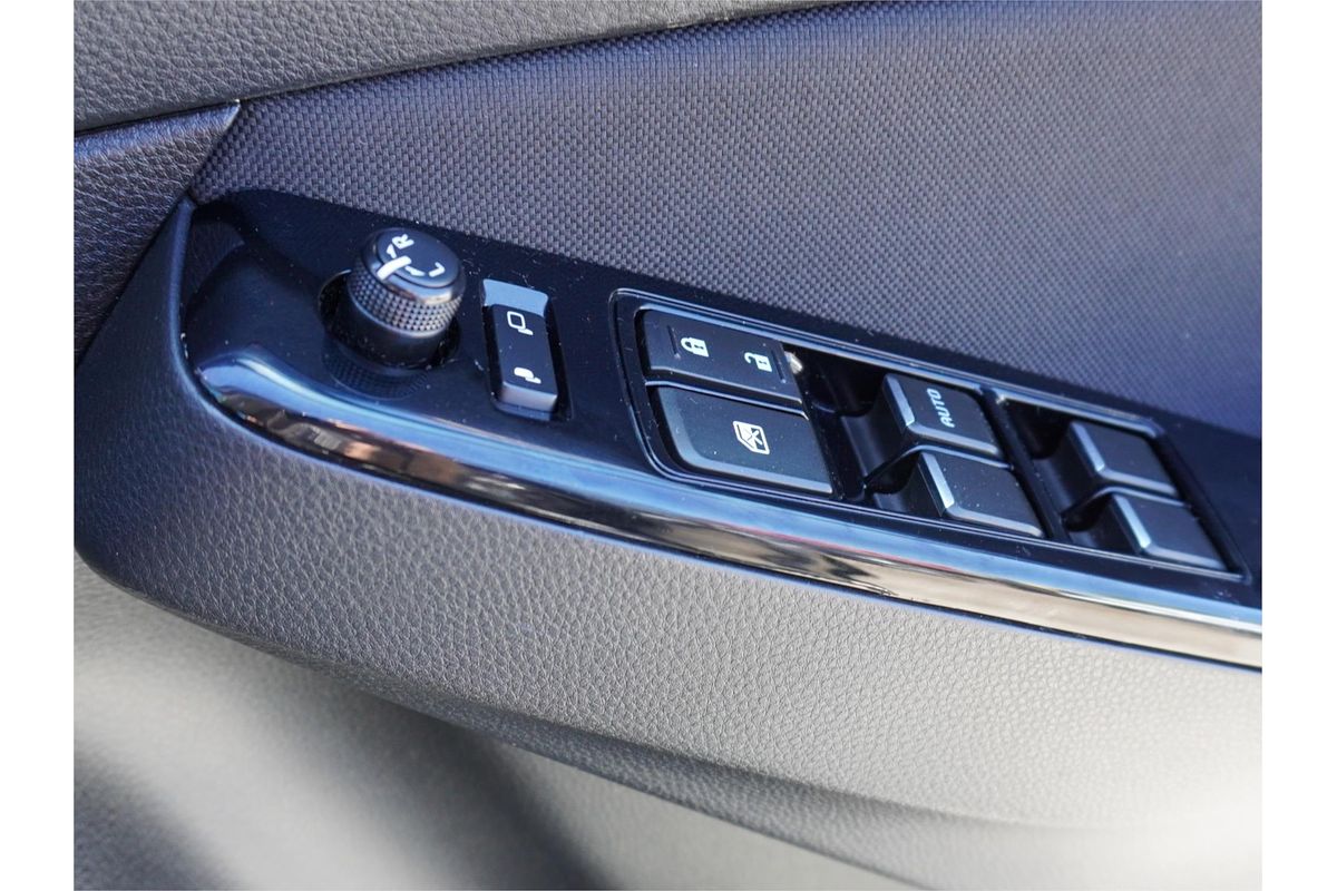 2023 Isuzu MU-X LS-U