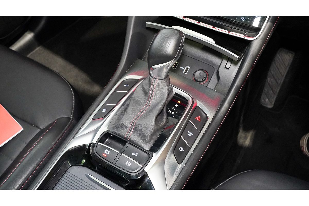 2021 MG HS Essence X SAS23