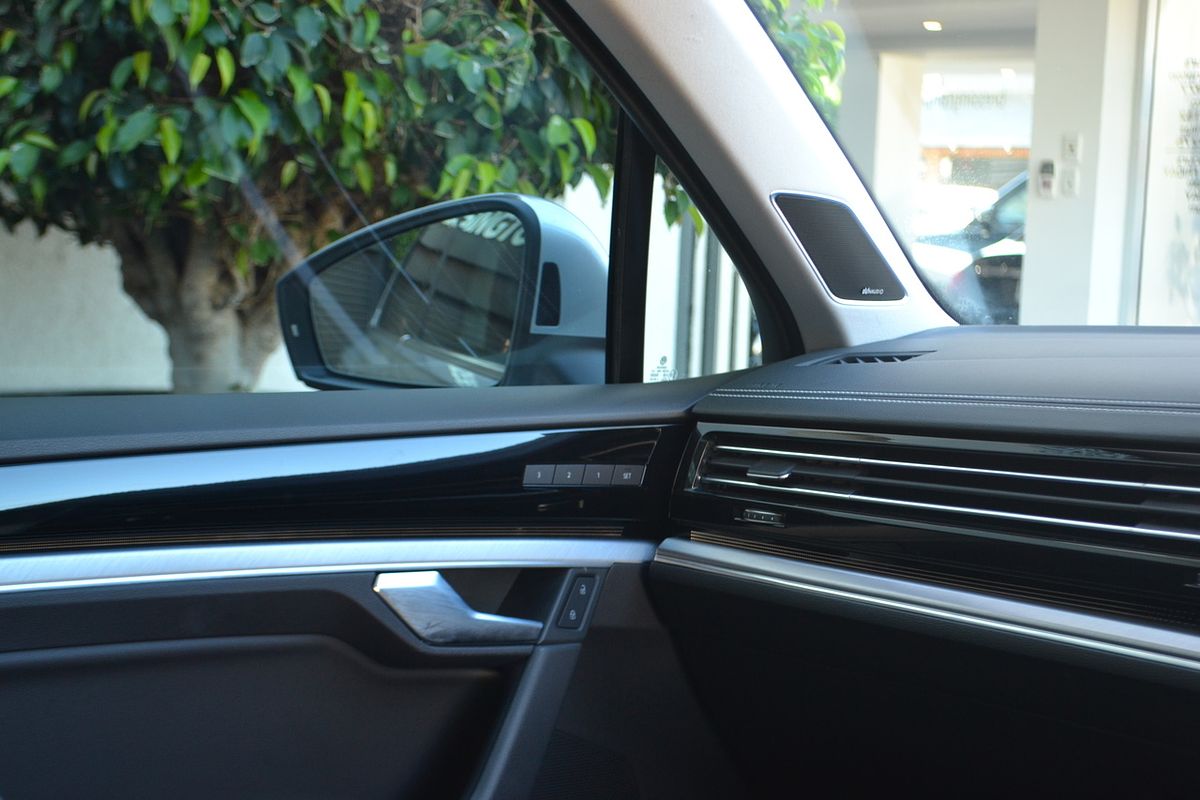 2022 Volkswagen Touareg 170TDI CR