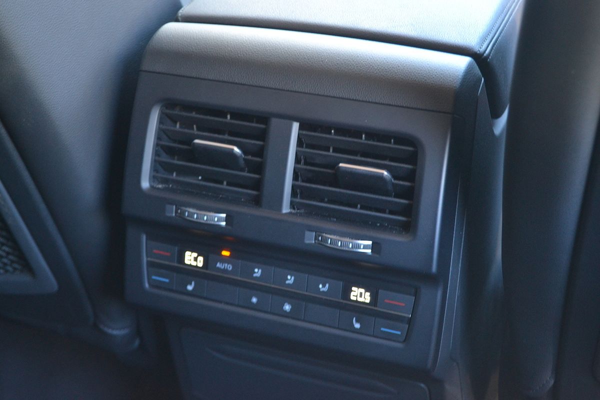 2022 Volkswagen Touareg 170TDI CR