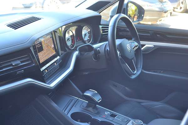 2022 Volkswagen Touareg 170TDI CR