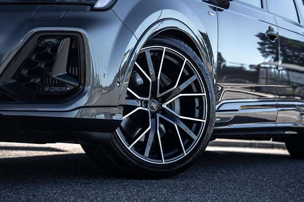 2024 Audi Q7 55 TFSI S line 4M