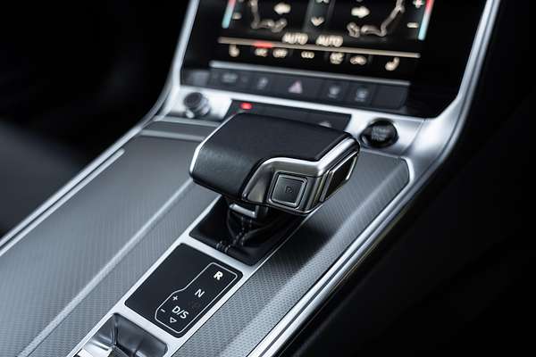 2024 Audi A6 40 TFSI S line C8