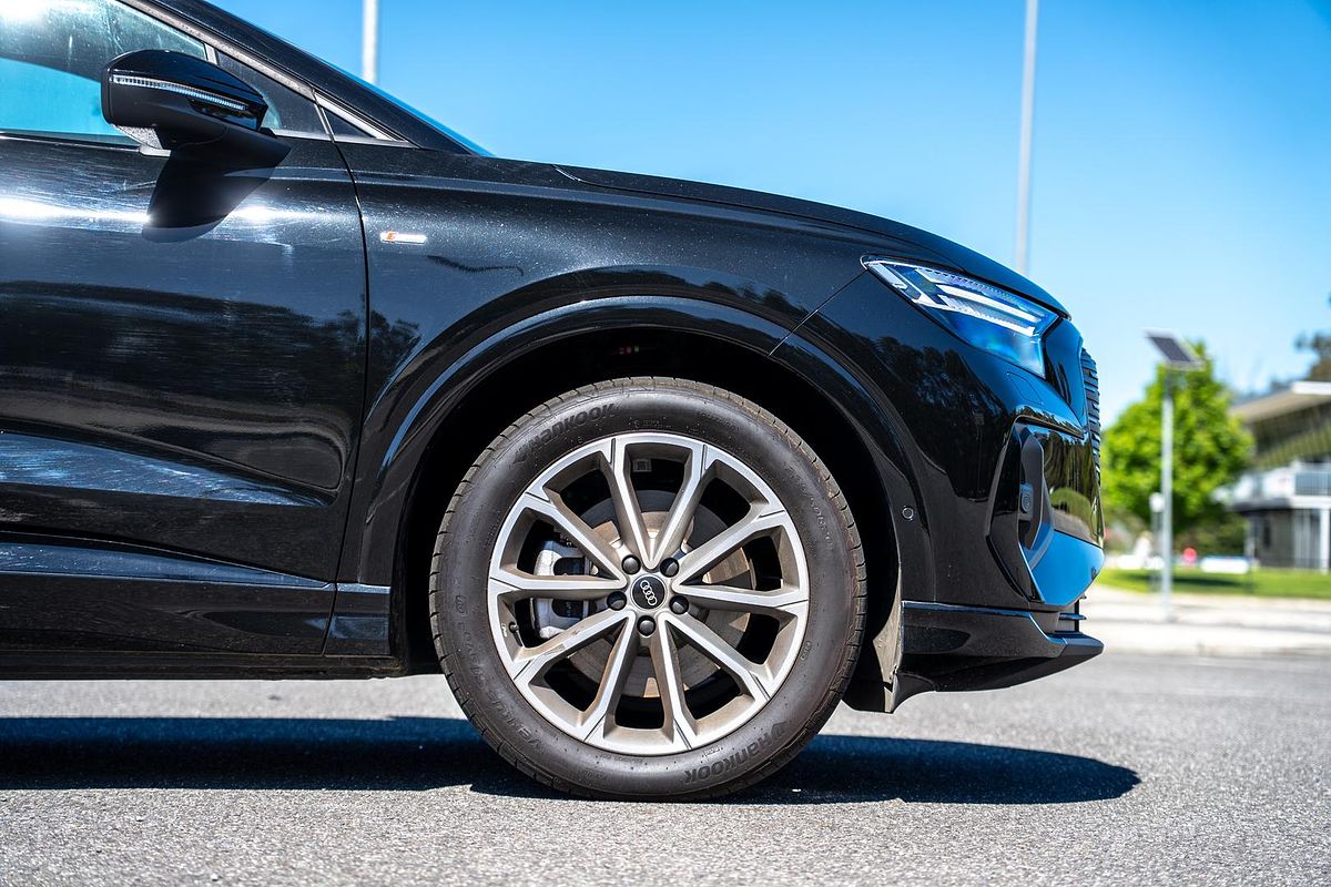 2024 Audi Q4 e-tron 55 F4