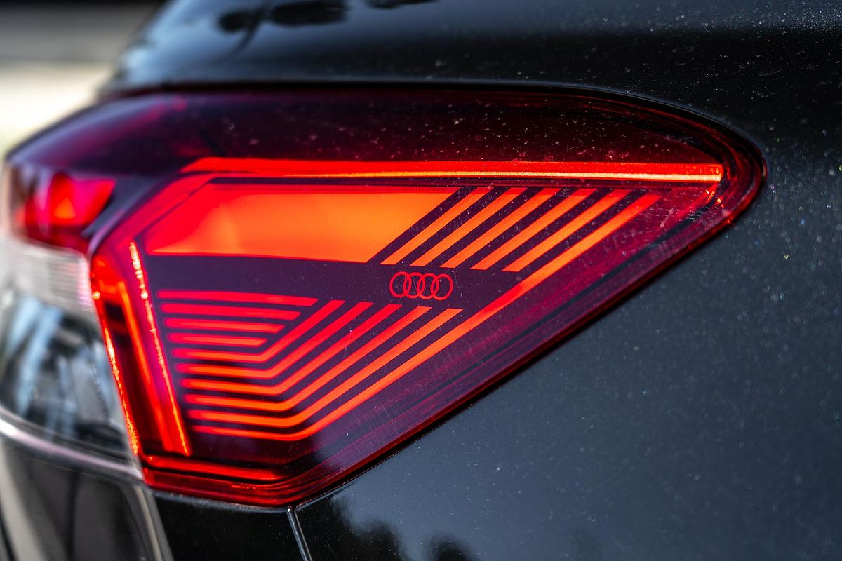 2024 Audi Q4 e-tron 55 F4