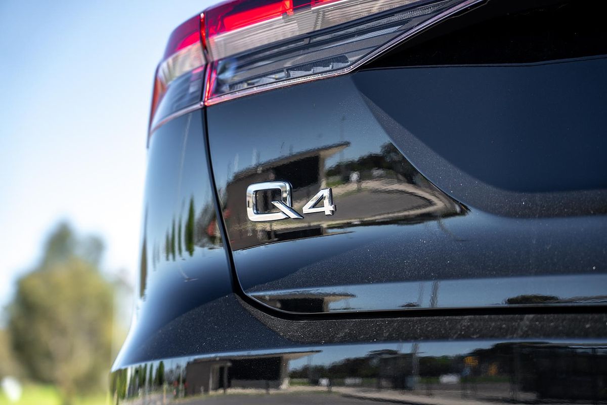 2024 Audi Q4 e-tron 55 F4