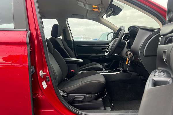 2020 Mitsubishi Outlander ES ZL