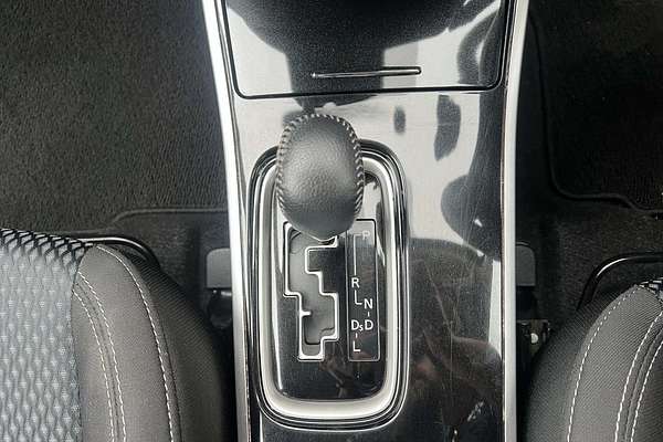 2020 Mitsubishi Outlander ES ZL